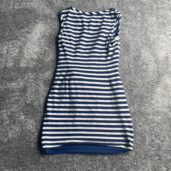 Guess dress sz 8 blue and white striped - Picture 3 of 4